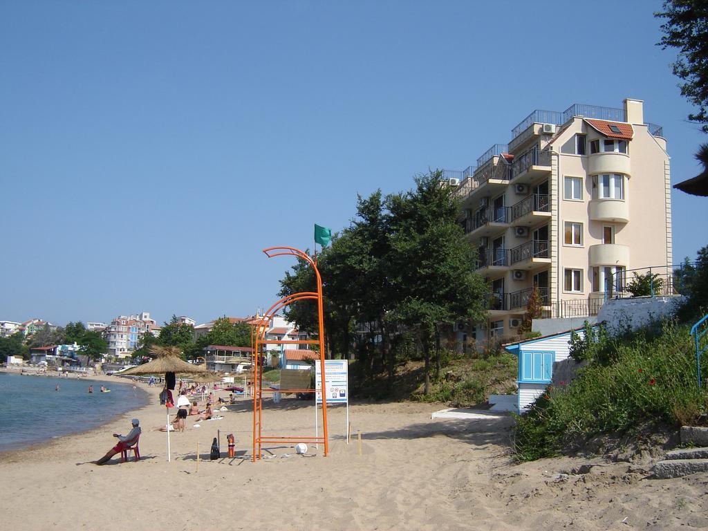 Villa Lazuren Bryag Černomorec Exterior foto